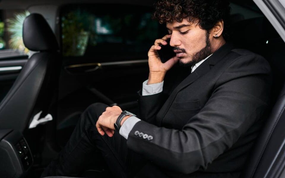 Why High-Net-Worth Travelers Prefer Private Transportation